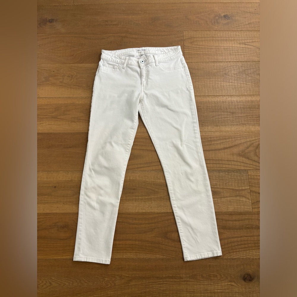 DL1961 white jeans | Size US30 | slim fit, mid rise
